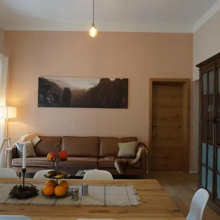 Alte Brennerei Schloss Zehista Eg Rittersporn Apartmán