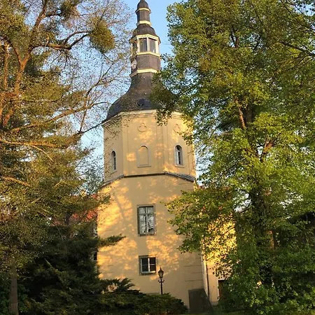 Alte Brennerei Schloss Zehista Eg Rittersporn * Pirna