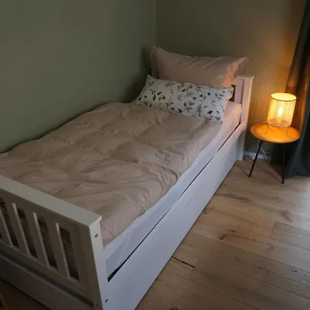 Alte Brennerei Schloss Zehista Eg Rittersporn Apartmán Pirna