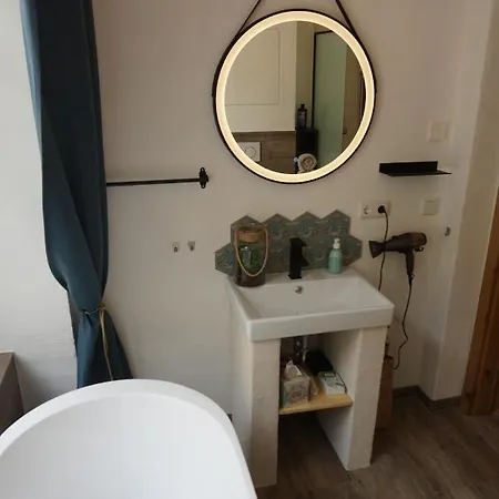 Apartmán Alte Brennerei Schloss Zehista Eg Rittersporn