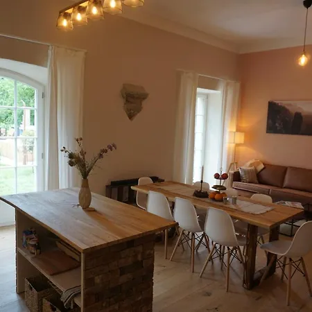 Apartmán Alte Brennerei Schloss Zehista Eg Rittersporn Pirna