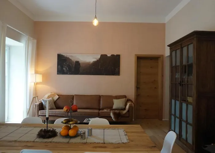 Alte Brennerei Schloss Zehista Eg Rittersporn Appartement