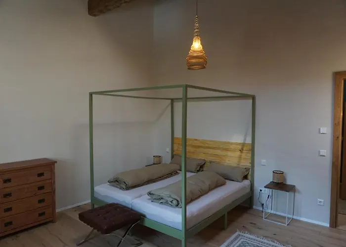 Alte Brennerei Schloss Zehista Eg Rittersporn Πίρνα