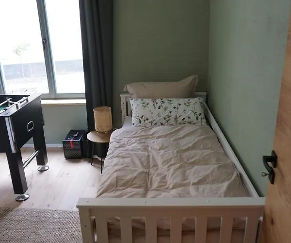 Alte Brennerei Schloss Zehista Eg Rittersporn