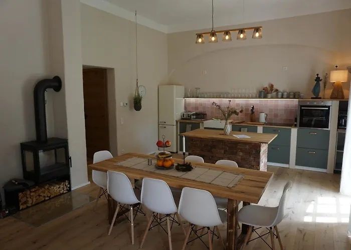 Alte Brennerei Schloss Zehista Eg Rittersporn * Πίρνα