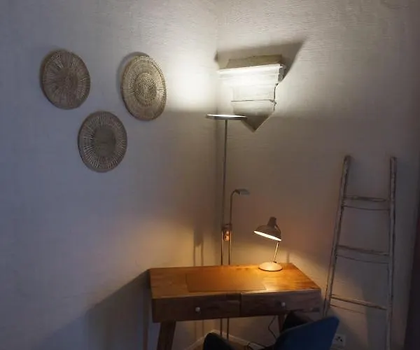 Alte Brennerei Schloss Zehista Eg Rittersporn Appartement Pirna