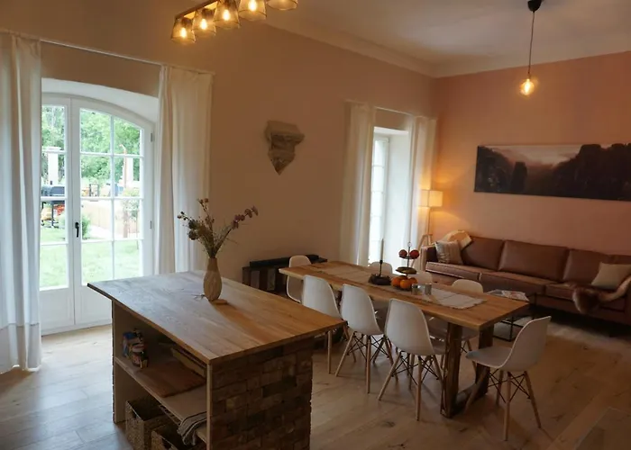 Appartement Alte Brennerei Schloss Zehista Eg Rittersporn Pirna