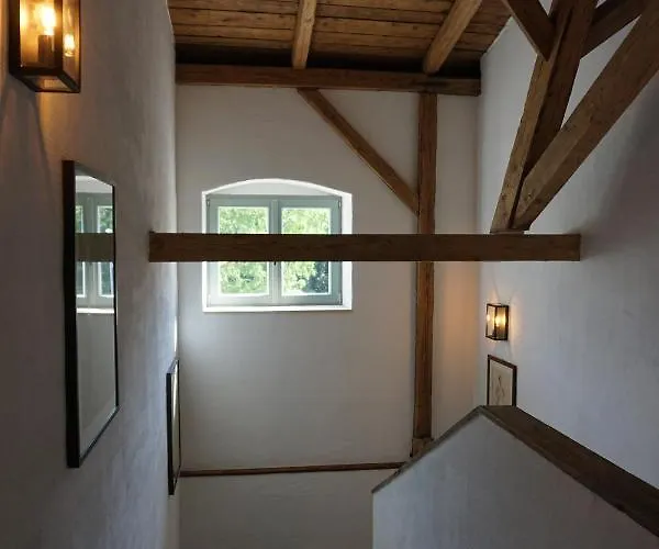 Appartement Alte Brennerei Schloss Zehista Eg Rittersporn *