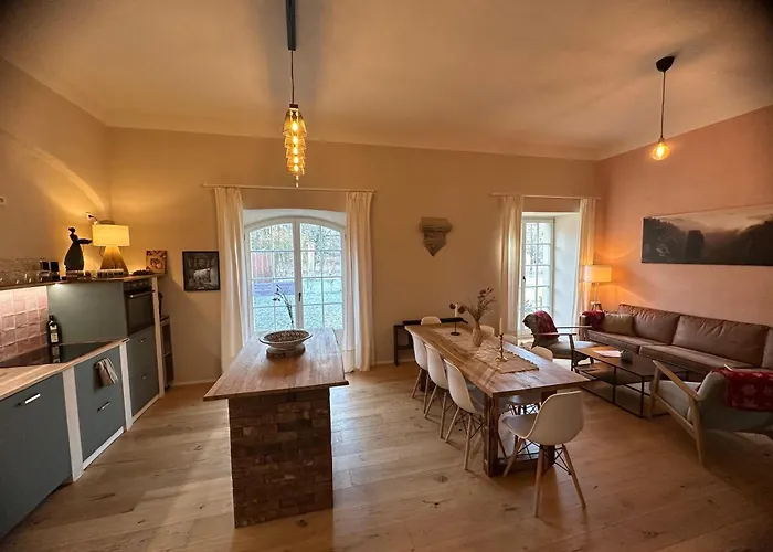 Alte Brennerei Schloss Zehista Eg Rittersporn *