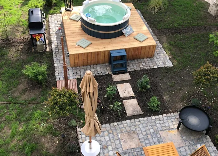 Alte Brennerei Schloss Zehista Eg Rittersporn Appartement Pirna